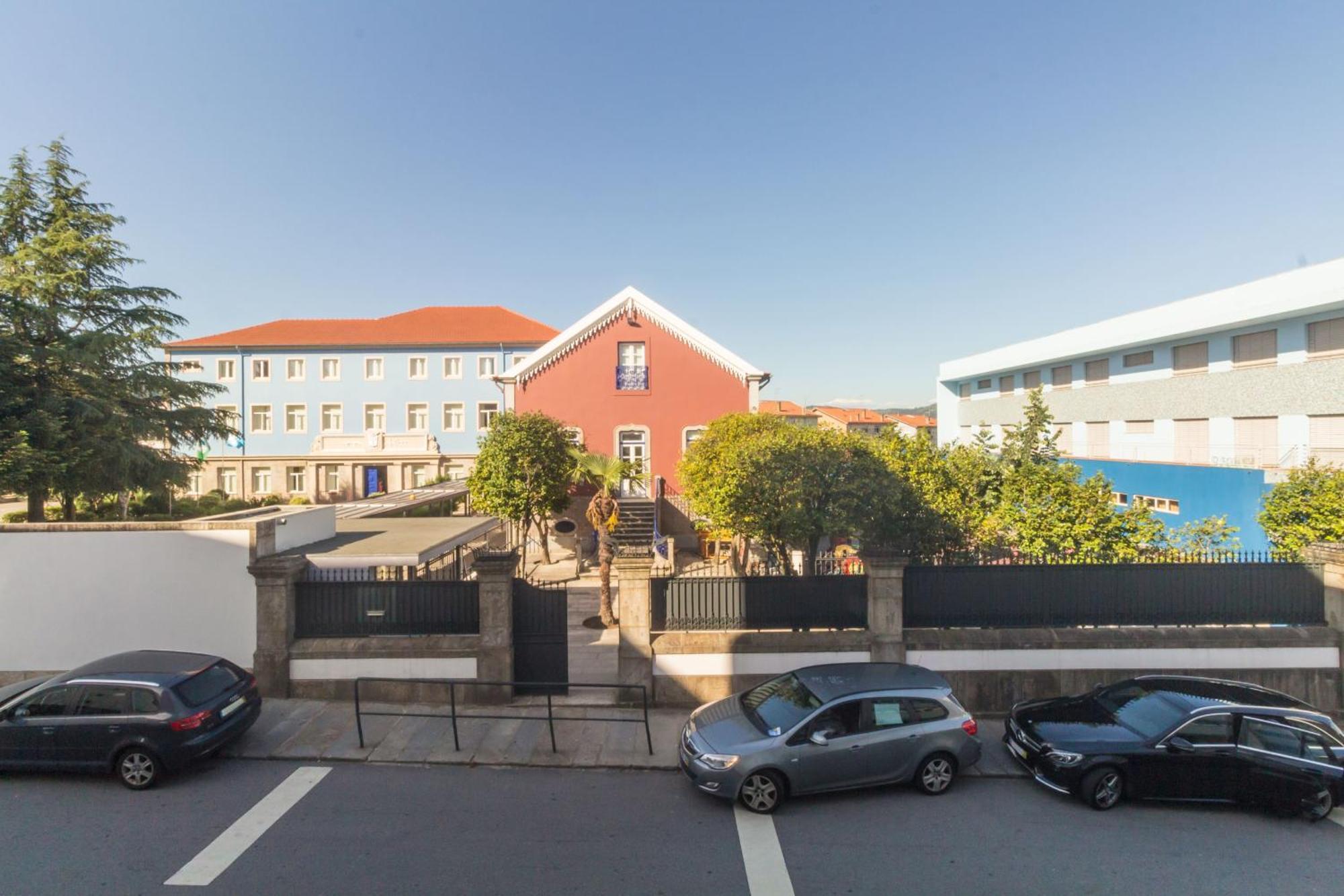 Taxa - T2 No Centro Da Cidade - Braga Appartement Buitenkant foto